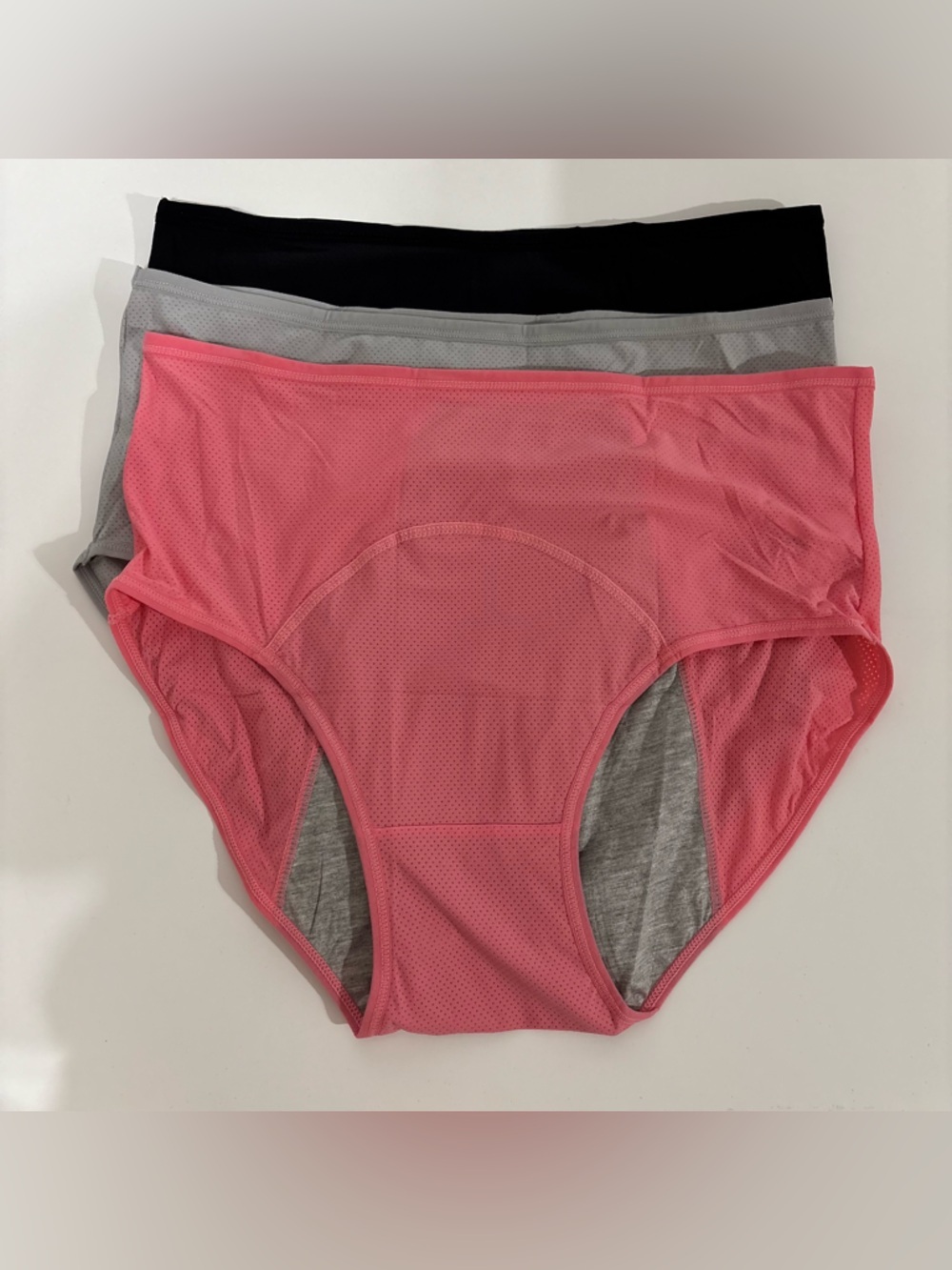 Women's 3-Pack Breathable High-Waist Briefs - Pink, Gray, Black‎
